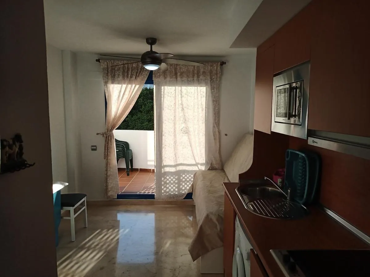 Paradise of Benalmadena: Mountain Views Near Beach 0*, Benalmadena Spain
